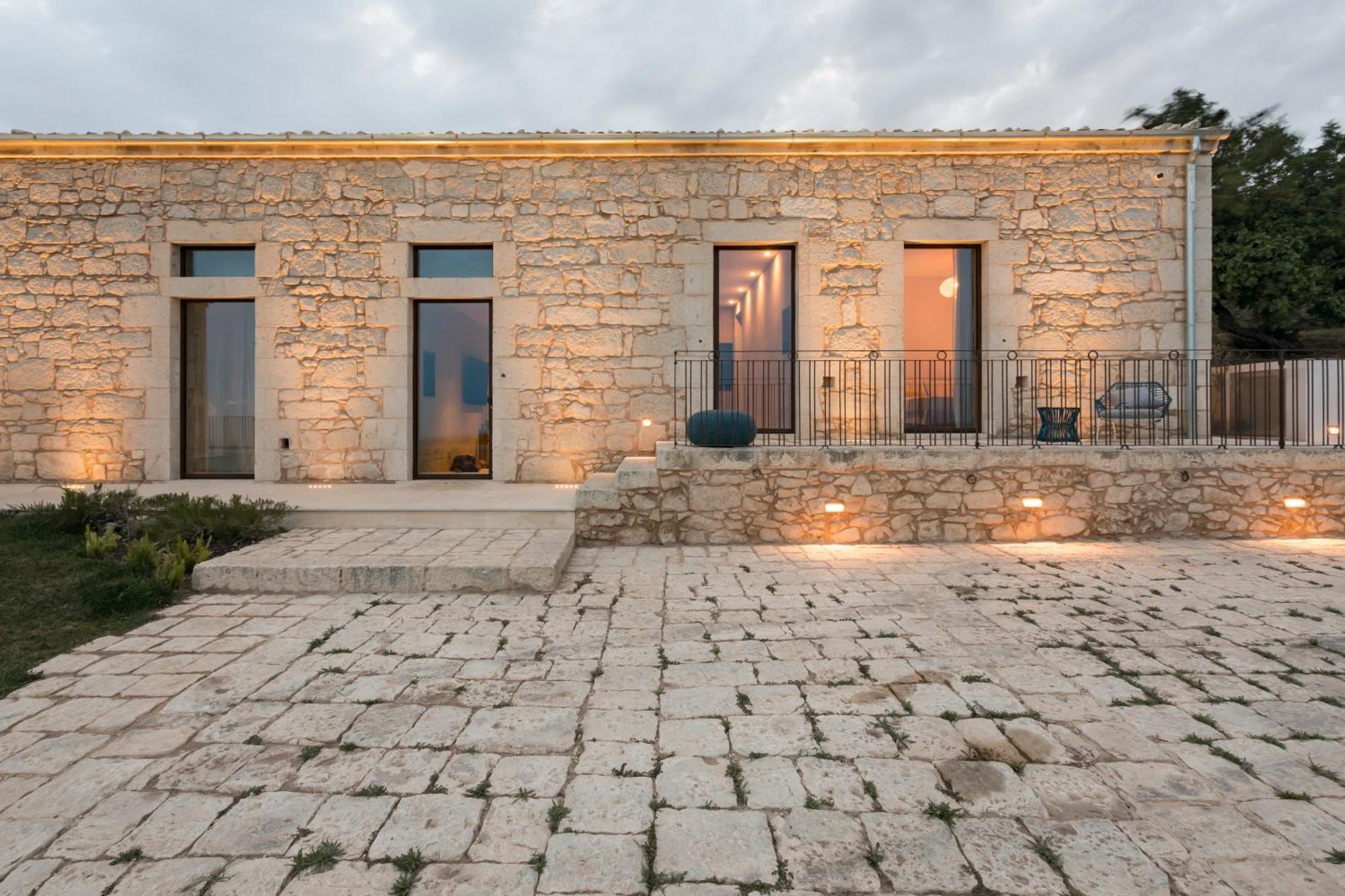 Mirari Hotel Ragusa Exterior photo